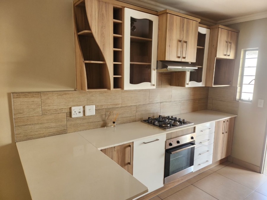To Let 3 Bedroom Property for Rent in Andeon Gauteng