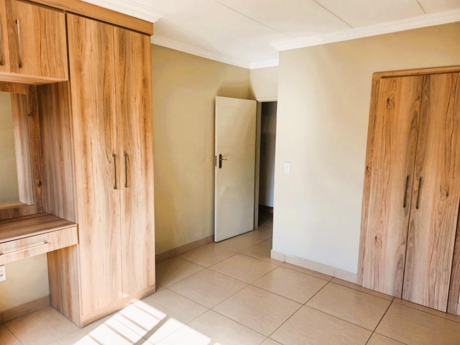 To Let 3 Bedroom Property for Rent in Andeon Gauteng