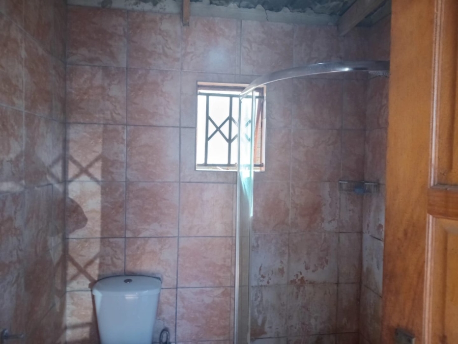  Bedroom Property for Sale in Lawley Gauteng