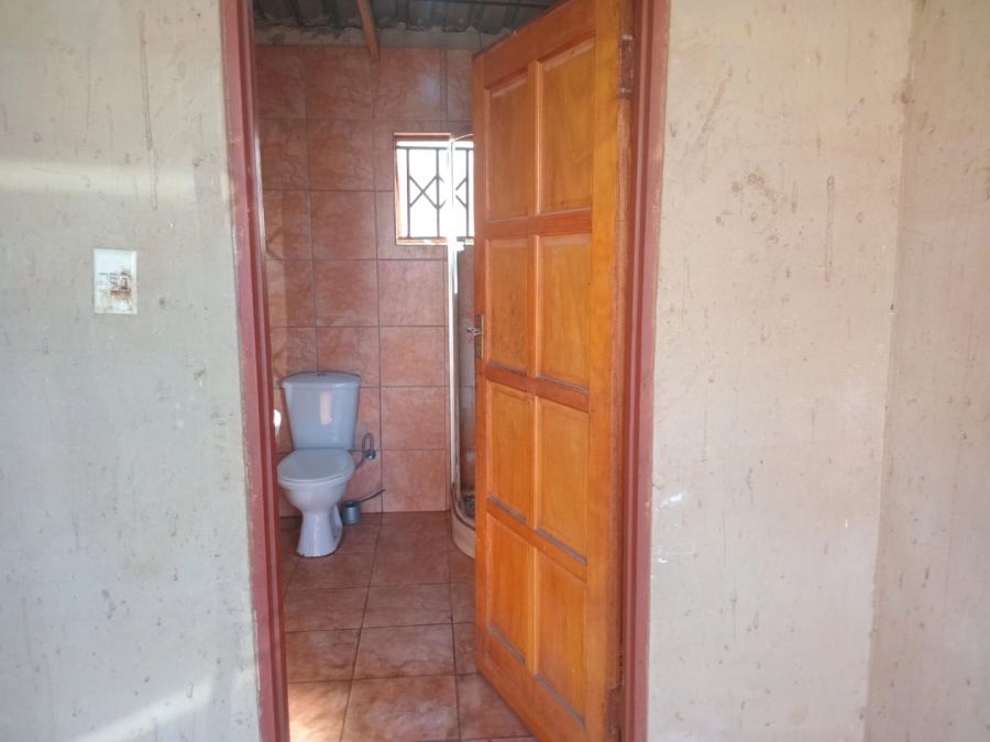  Bedroom Property for Sale in Lawley Gauteng