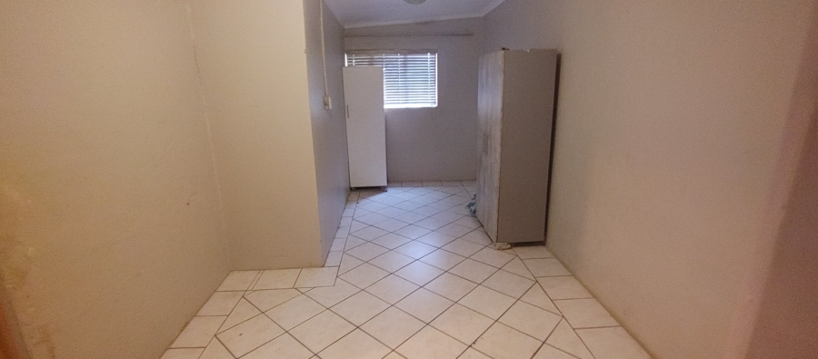 1 Bedroom Property for Sale in Villieria Gauteng