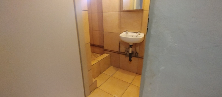1 Bedroom Property for Sale in Villieria Gauteng