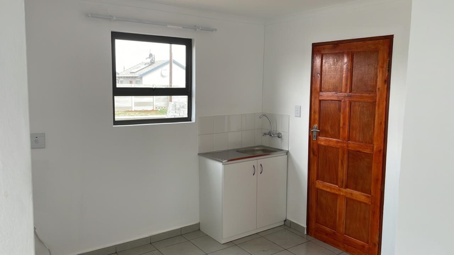 2 Bedroom Property for Sale in Crystal Park Gauteng