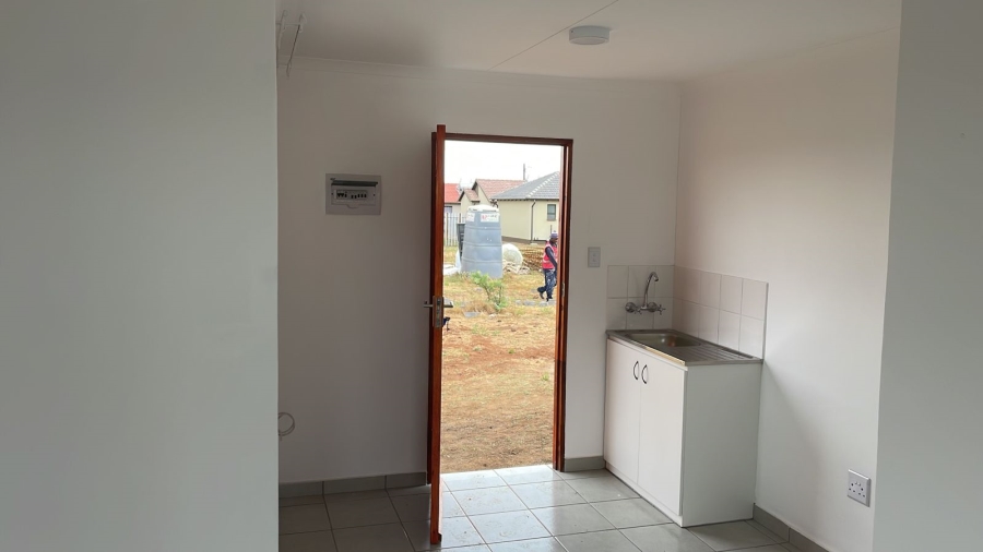2 Bedroom Property for Sale in Crystal Park Gauteng