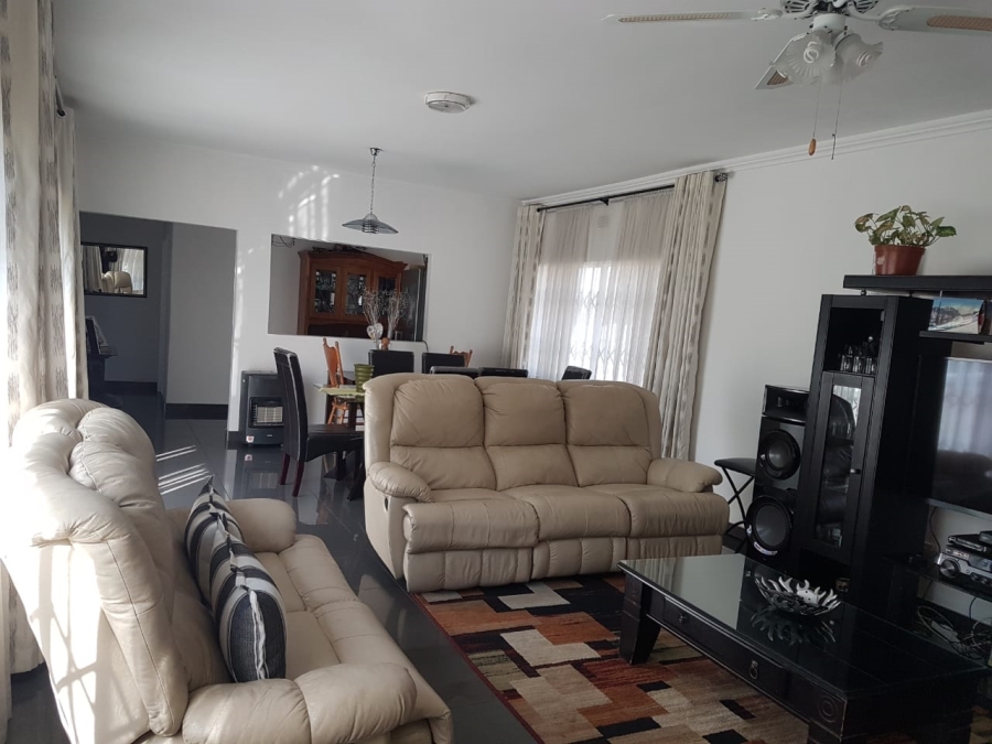 4 Bedroom Property for Sale in Lombardy East Gauteng