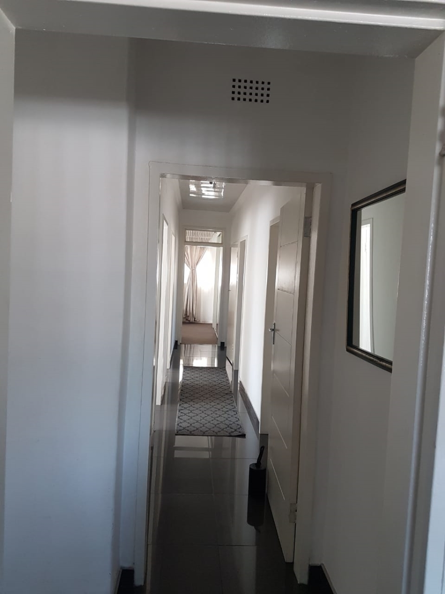 4 Bedroom Property for Sale in Lombardy East Gauteng