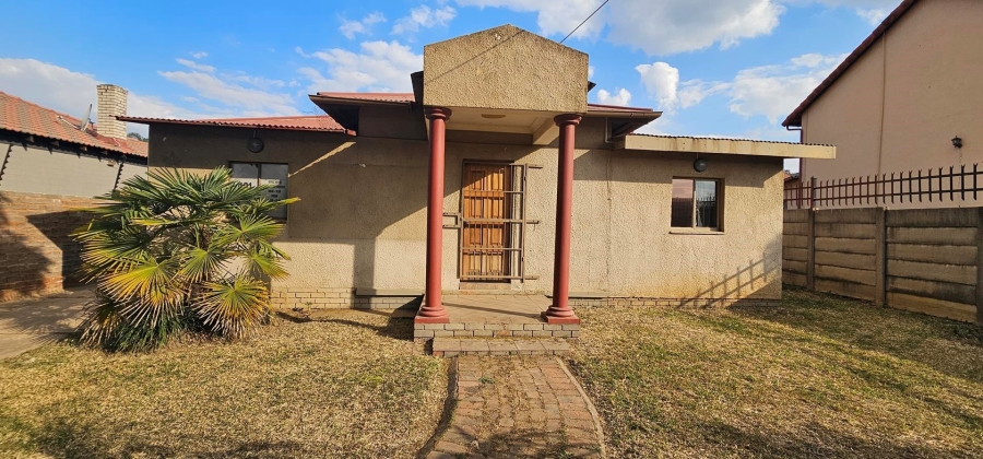 3 Bedroom Property for Sale in Pretoria Gardens Gauteng
