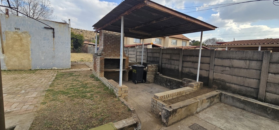 3 Bedroom Property for Sale in Pretoria Gardens Gauteng