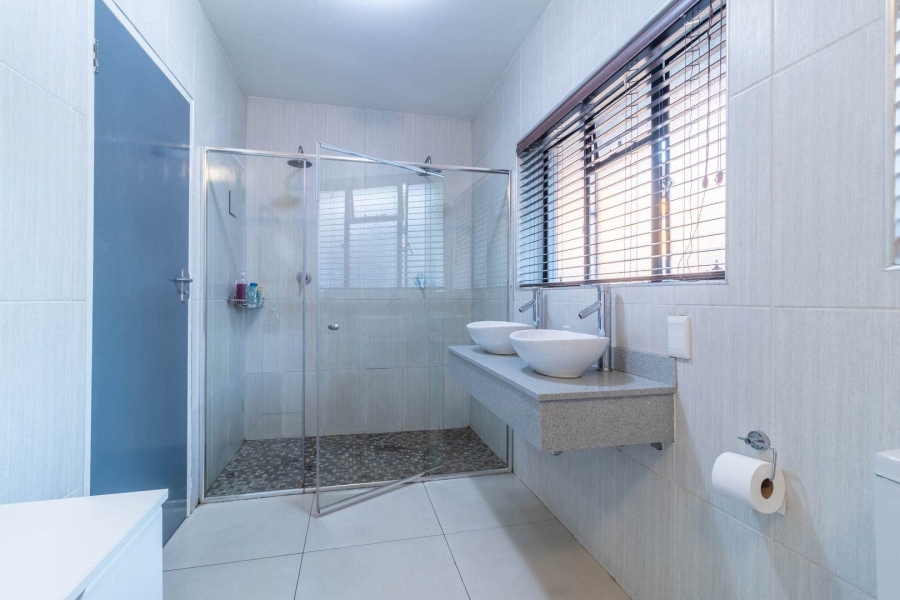 4 Bedroom Property for Sale in Bedfordview Gauteng