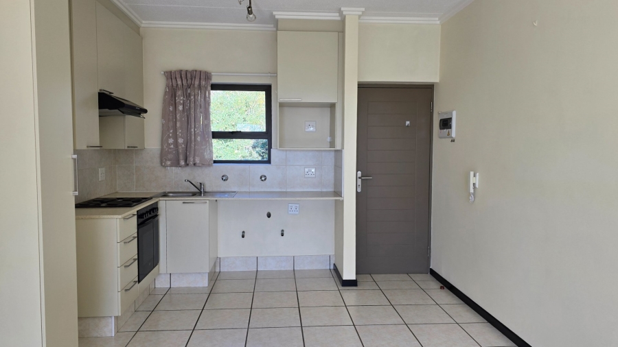To Let 1 Bedroom Property for Rent in Bryanston Gauteng