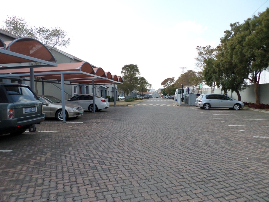 2 Bedroom Property for Sale in Aloe Place Gauteng