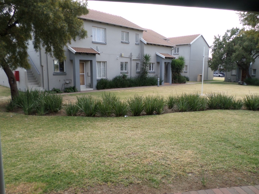 2 Bedroom Property for Sale in Aloe Place Gauteng