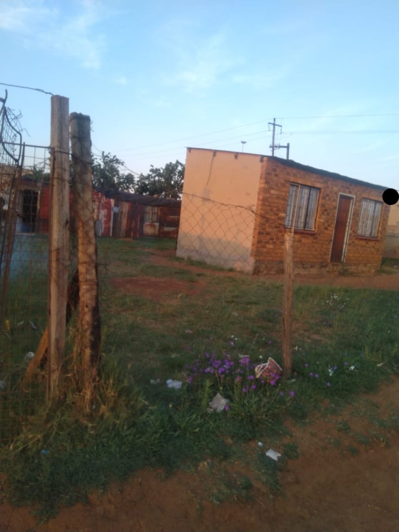1 Bedroom Property for Sale in Tsakane Ext 15 Gauteng