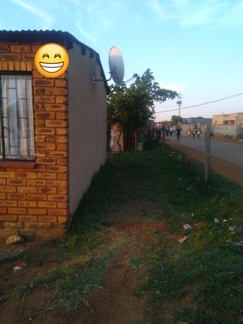 1 Bedroom Property for Sale in Tsakane Ext 15 Gauteng