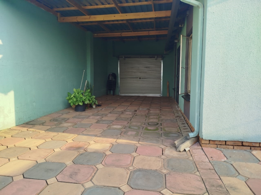 2 Bedroom Property for Sale in Gem Valley Gauteng