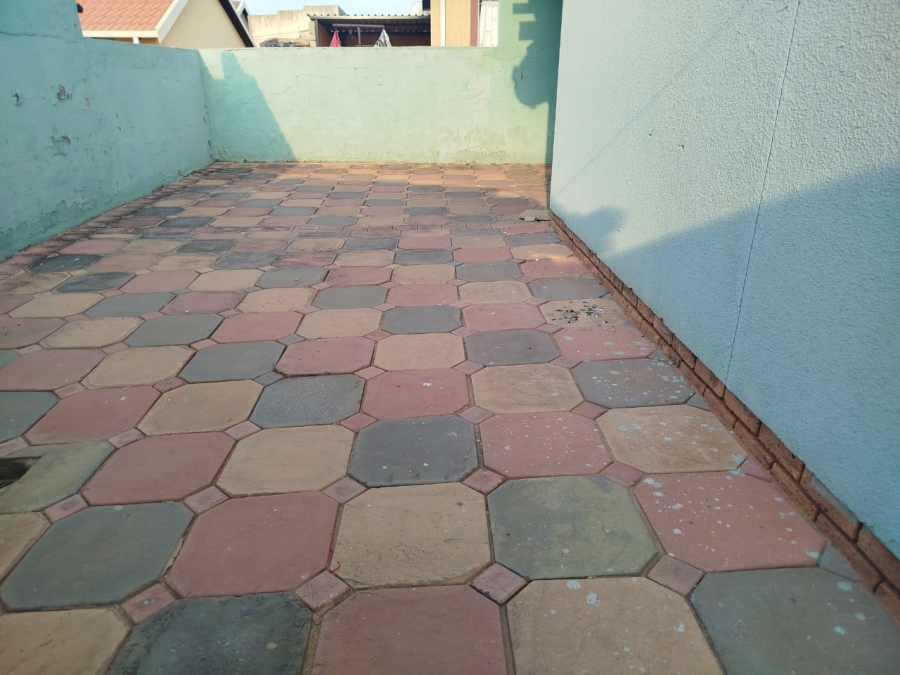 2 Bedroom Property for Sale in Gem Valley Gauteng