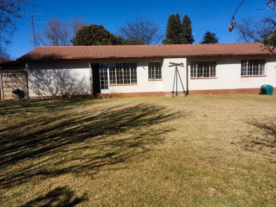 3 Bedroom Property for Sale in Crystal Park Gauteng