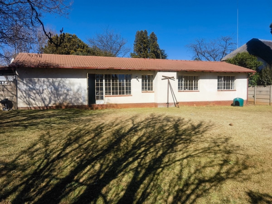 3 Bedroom Property for Sale in Crystal Park Gauteng