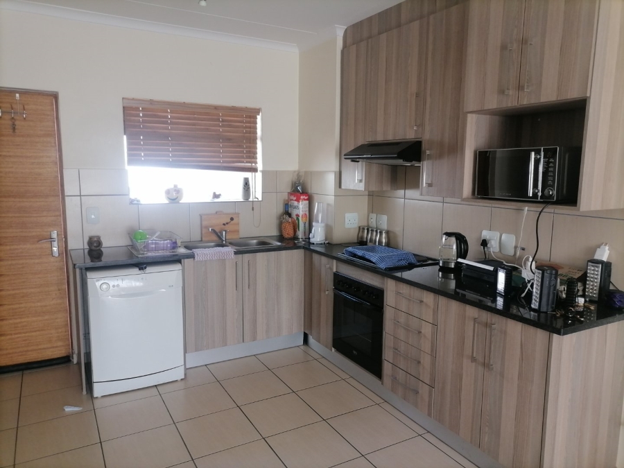 3 Bedroom Property for Sale in Barbeque Downs Gauteng