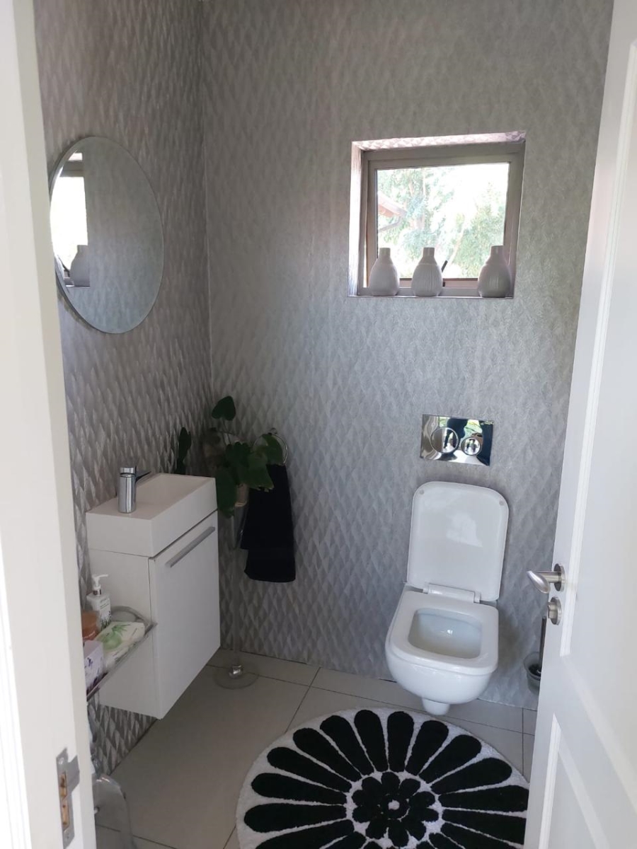 4 Bedroom Property for Sale in Avianto Estates Gauteng