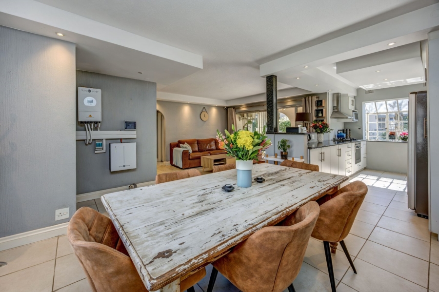 2 Bedroom Property for Sale in Bryanston East Gauteng