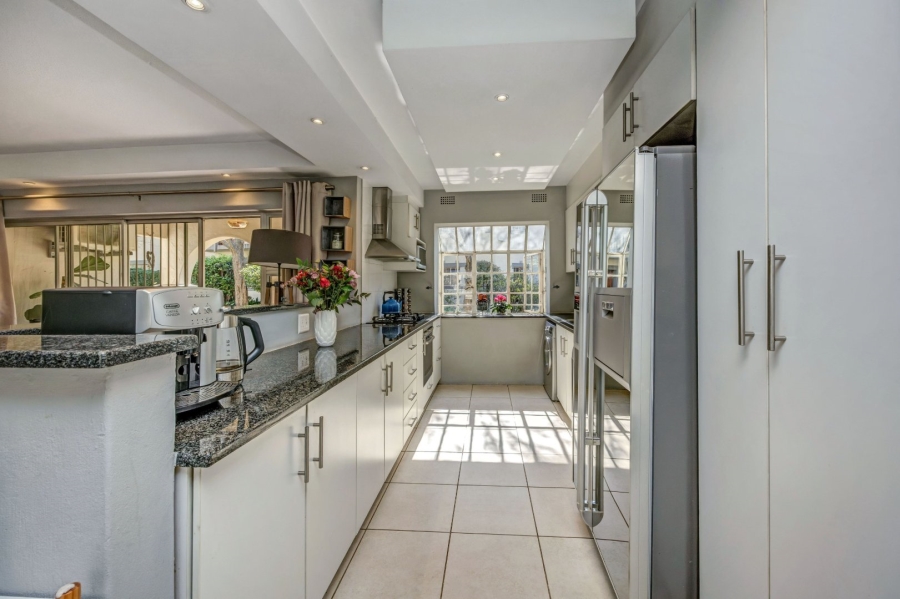 2 Bedroom Property for Sale in Bryanston East Gauteng