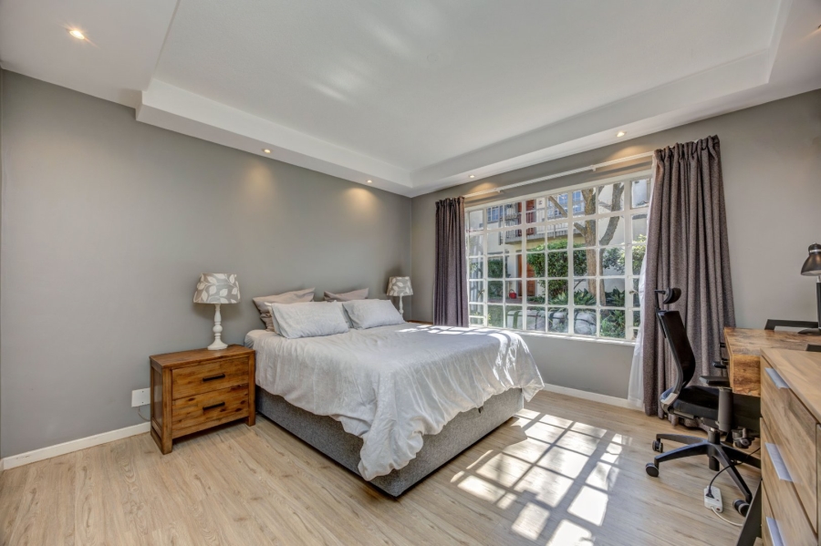 2 Bedroom Property for Sale in Bryanston East Gauteng
