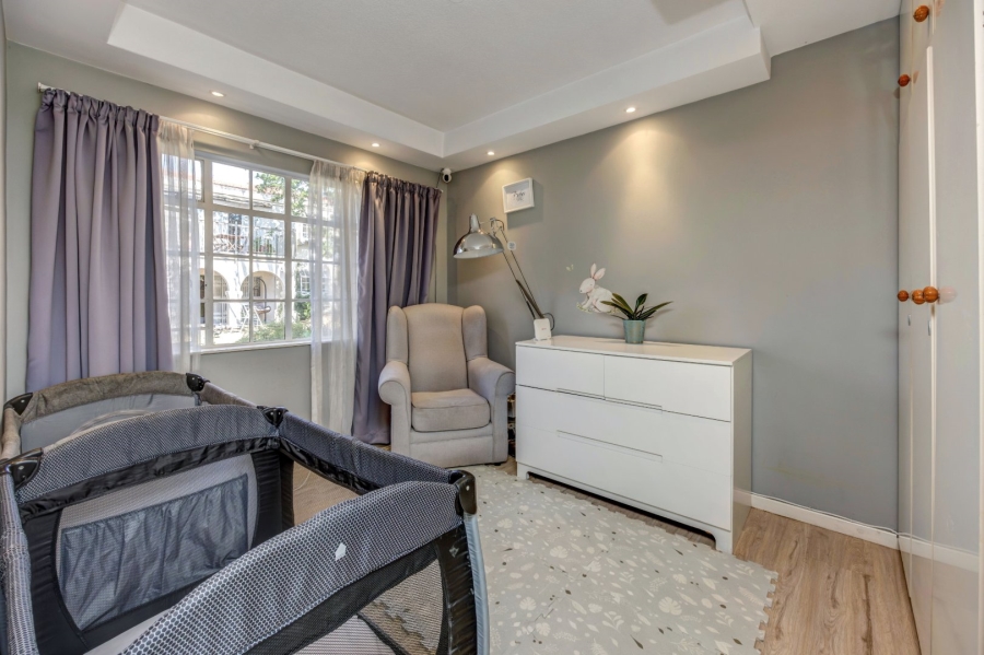 2 Bedroom Property for Sale in Bryanston East Gauteng