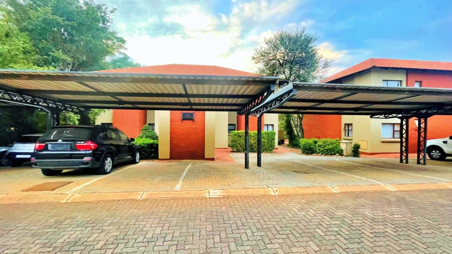 2 Bedroom Property for Sale in Pretorius Park Gauteng
