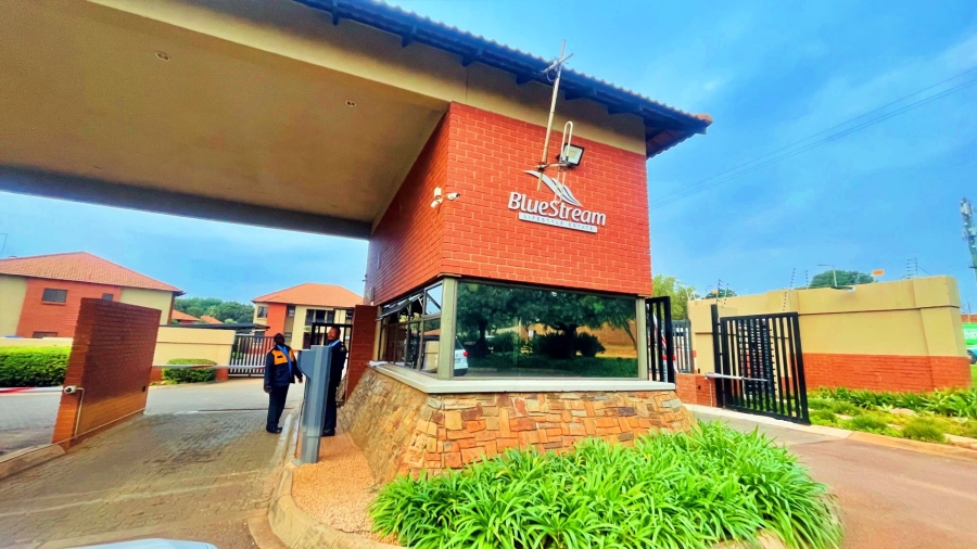 2 Bedroom Property for Sale in Pretorius Park Gauteng