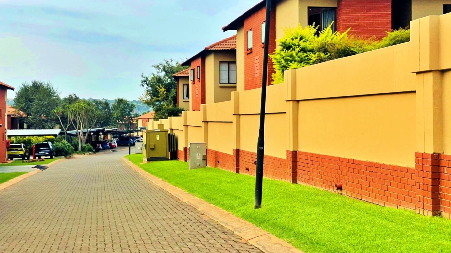 2 Bedroom Property for Sale in Pretorius Park Gauteng