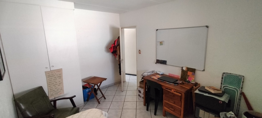 To Let 2 Bedroom Property for Rent in Buccleuch Gauteng