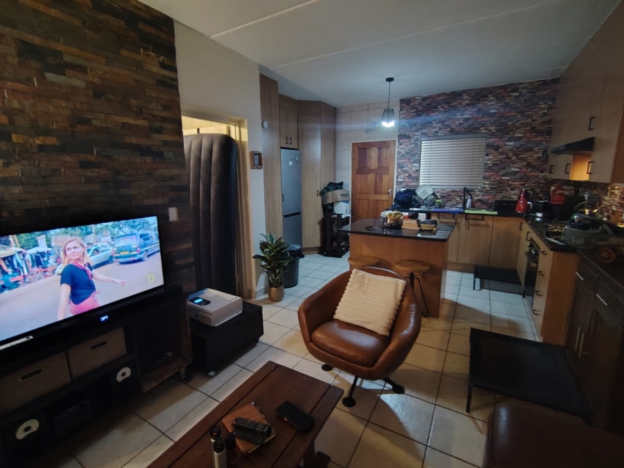 3 Bedroom Property for Sale in Heuwelsig Estate Gauteng