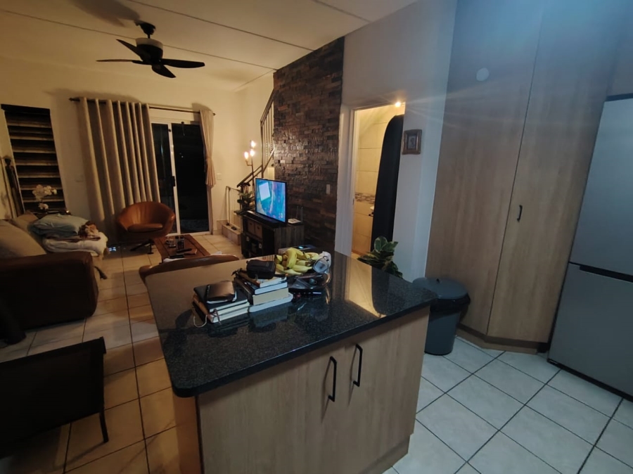 3 Bedroom Property for Sale in Heuwelsig Estate Gauteng