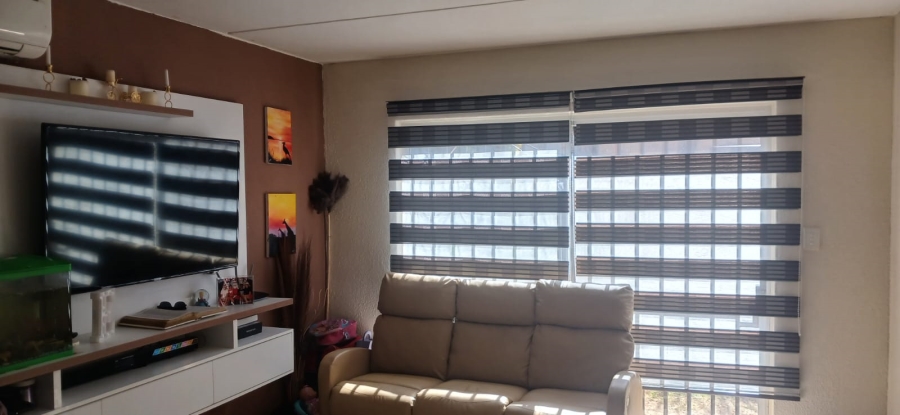 2 Bedroom Property for Sale in North Riding Gauteng