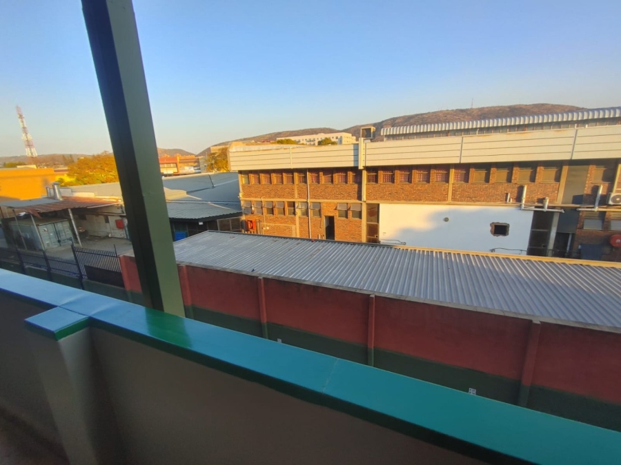 1 Bedroom Property for Sale in Pretoria North Gauteng