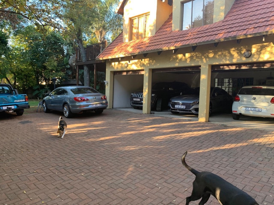 3 Bedroom Property for Sale in Lombardy East Gauteng