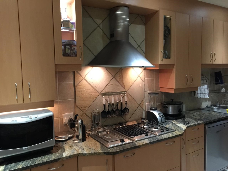 3 Bedroom Property for Sale in Lombardy East Gauteng
