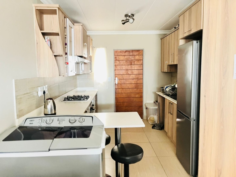 3 Bedroom Property for Sale in Andeon Gauteng