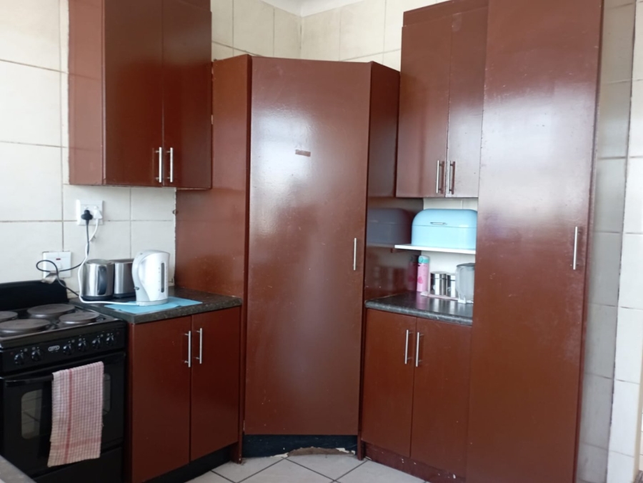 2 Bedroom Property for Sale in Birchleigh Gauteng