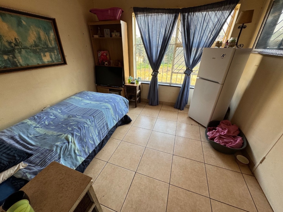 3 Bedroom Property for Sale in Glen Marais Gauteng