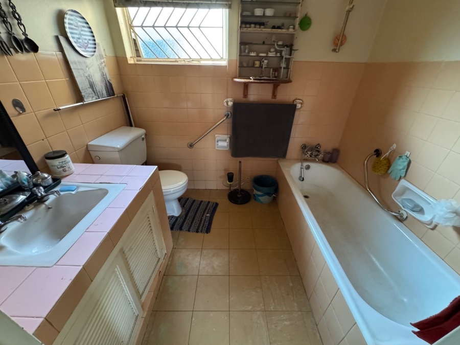 3 Bedroom Property for Sale in Glen Marais Gauteng