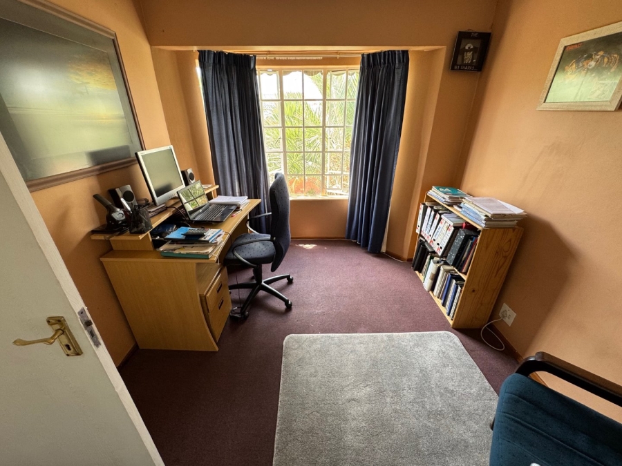 3 Bedroom Property for Sale in Glen Marais Gauteng