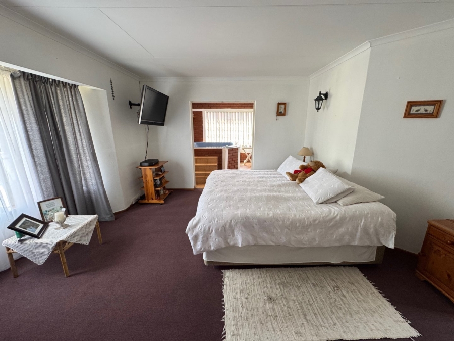 3 Bedroom Property for Sale in Glen Marais Gauteng