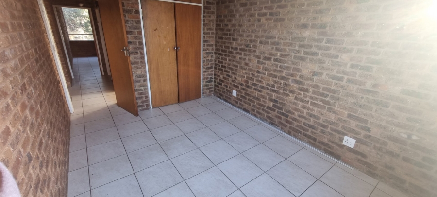 To Let 2 Bedroom Property for Rent in Daspoort Estate Gauteng