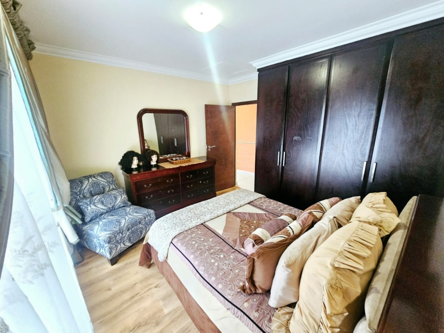 To Let 4 Bedroom Property for Rent in Monavoni Gauteng