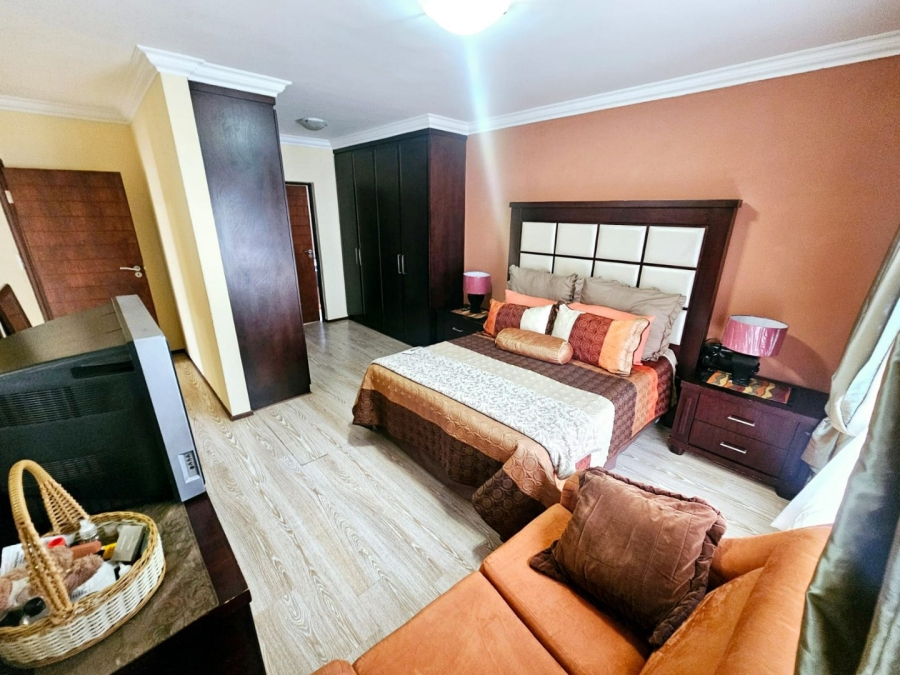 To Let 4 Bedroom Property for Rent in Monavoni Gauteng