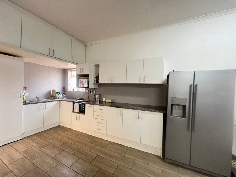 To Let 1 Bedroom Property for Rent in Lyttelton Manor Gauteng