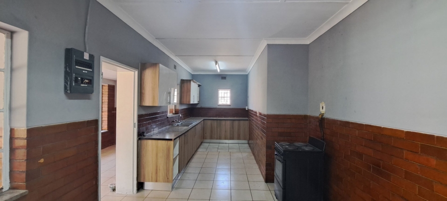 To Let 3 Bedroom Property for Rent in Edenvale Central Gauteng