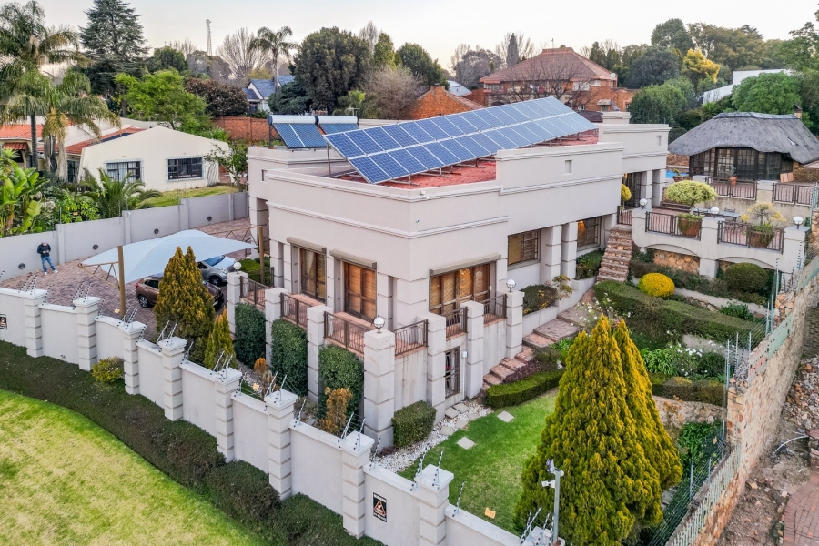 4 Bedroom Property for Sale in Northcliff Gauteng
